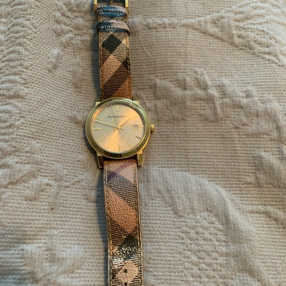 Authentic Burberry Watch - Picture 2 of 5